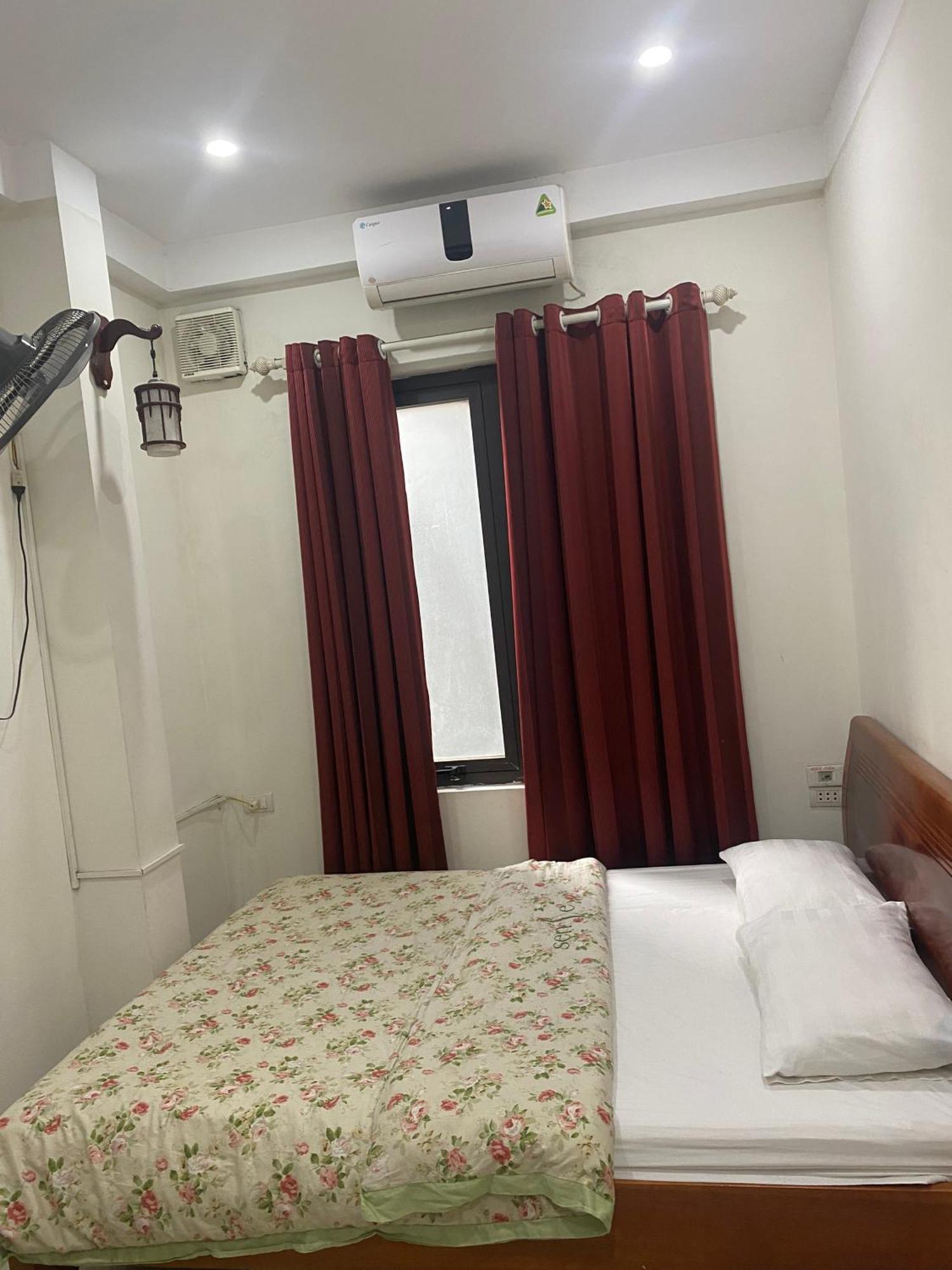 Nam Cuong Motel - Phong Don Co Cua So Thoang Mat Khep Kin - Thang May 河内 外观 照片